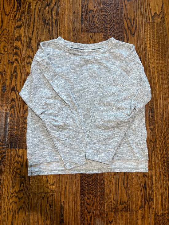 GAP Tops - GAP Heather Gray Pullover Sweatshirt